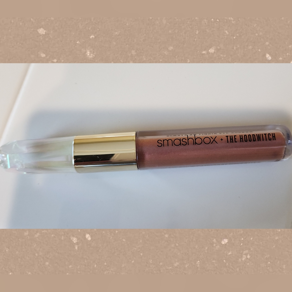 Smashbox The Hoodwitch Crystalized Always On Liquid Eyeshadow / Rhodonite Stand